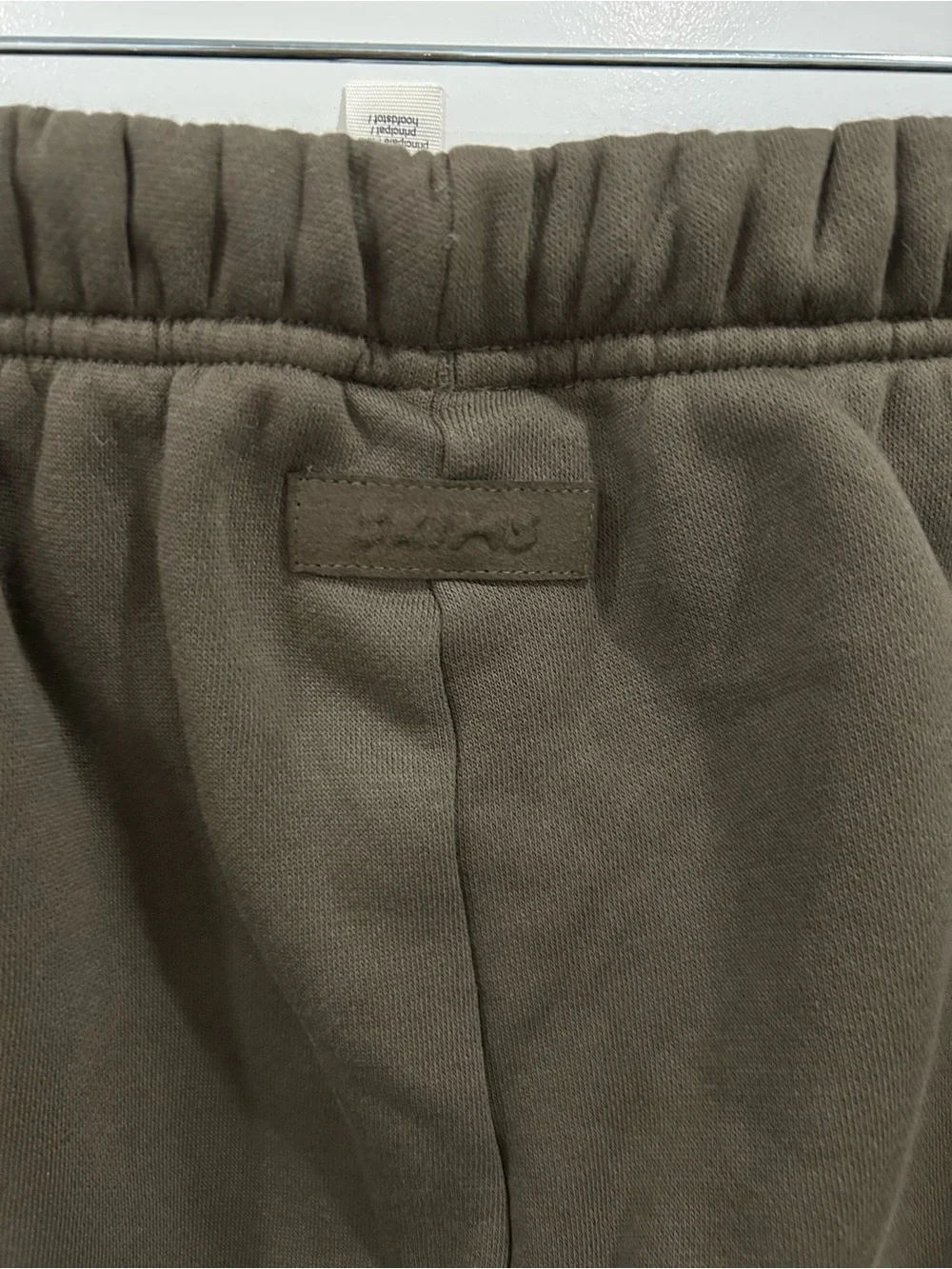 SKIMS NWT Fleece Lounge Straight Leg Sweatpants in Driftwood Size Medium